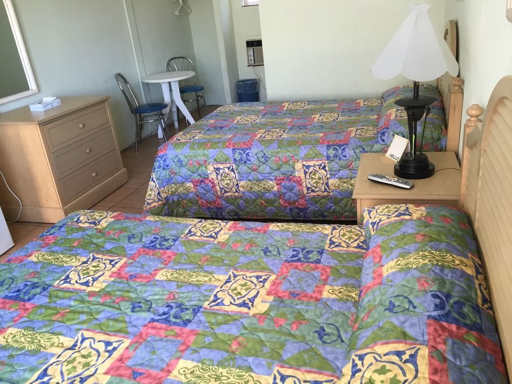 וויילדווד Paradise Inn מראה חיצוני תמונה